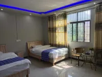 Ziyun Xiaoyan Diaojiaolou Inn