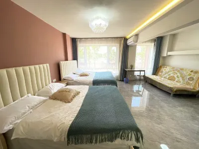 Moonlight flower homestay north station shop Hotel in zona Technician Institute of Dalian Labor and Social Security Bureau