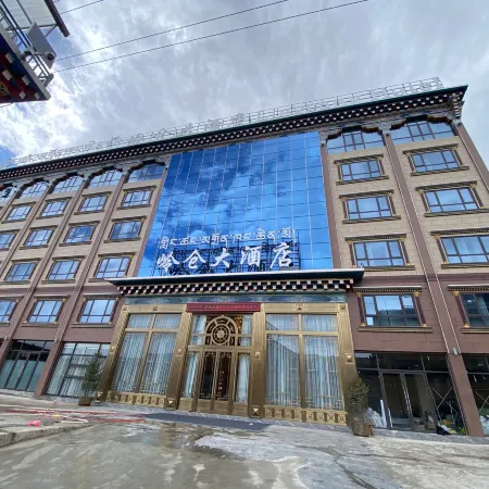 Lingcang Hotel