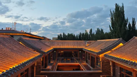 WuChibao City Hotel Отели рядом с достопримечательностью «Siliangqizi Qubbah»