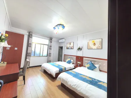 Yunding Farmhouse Отели в г. Юнтай