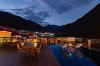 Nujiang Wangzan Card | MountainJoy DulongRiver · Designer Snow Mountain View Intelligent Hote Hotels near Minzu Culture Tourism Square