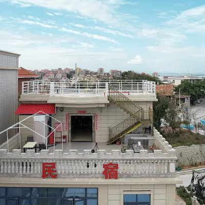 Pengze Haipin Guesthouse Hotels near Shishi’s ‘Little Weihai’ Beach(Dongda'an)