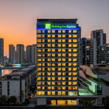 Holiday Inn Express ZHANJIANG COAST by IHG