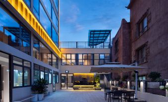 Relax Can Likuan Hotel