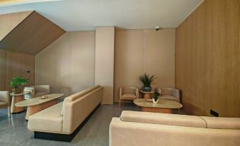 Manxiang Yunmu Hotel (Dafang Jiaxin Mall)