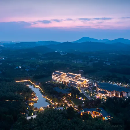 Yixing Yichunzhuang Resort Hotel