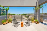 Tao Yang Alley · Imperial Kiln Lodge Collection · Half-Old Homestay - Parkering