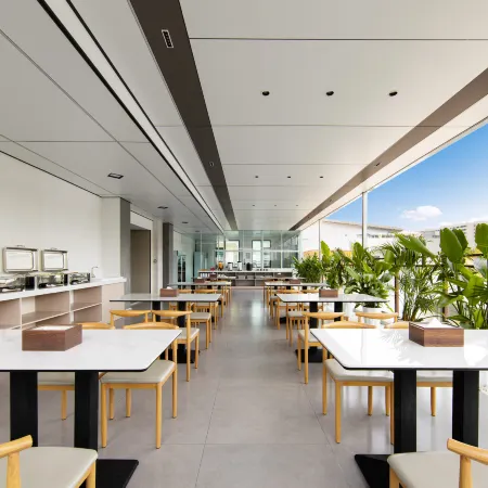 Manli Resort Hotel (Pu'er College)