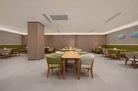 JI Hotel (Xianyang Qindu Licai Wanda Plaza) - parking