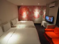 Day - Chen Hotel Hotels near Yilan Station