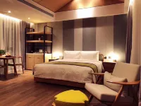 PEIYI Yuanzhongyuan Holiday Hotel