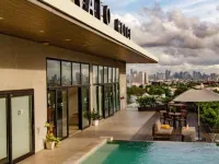 Privato Hotel Quezon City Hotel in zona Centro Eventi The Elements at Centris