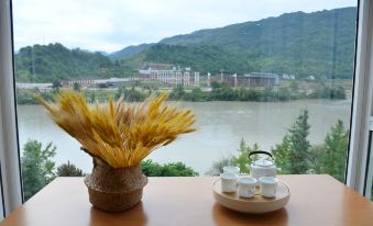 Hechuan Yaju Homestay Zhongyiyuandian