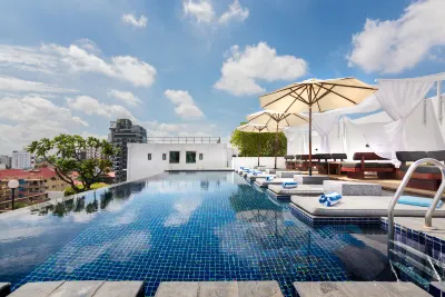 PATIO Hotel & Urban Resort Hôtels à : Phnom Penh