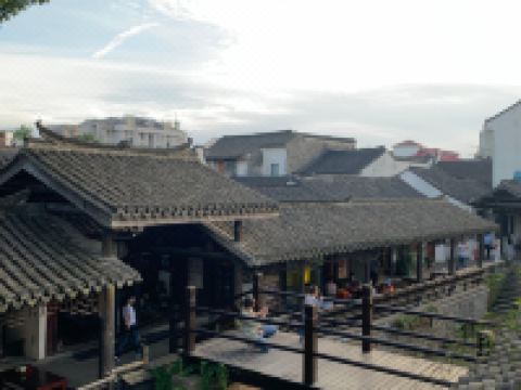 麦新格精品酒店(上海周浦店) - 酒店附近