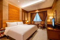 Golden Sun Hotel