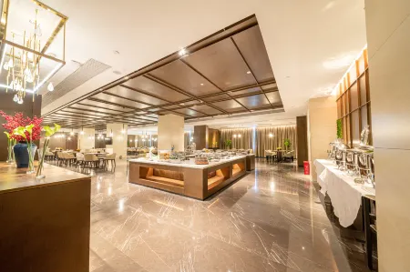 Yanshi Savile Yucheng Hot Spring Hotel Отели рядом с достопримечательностью «Yanshi Museum»