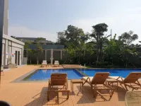 Swiss-Belinn Bogor - piscina