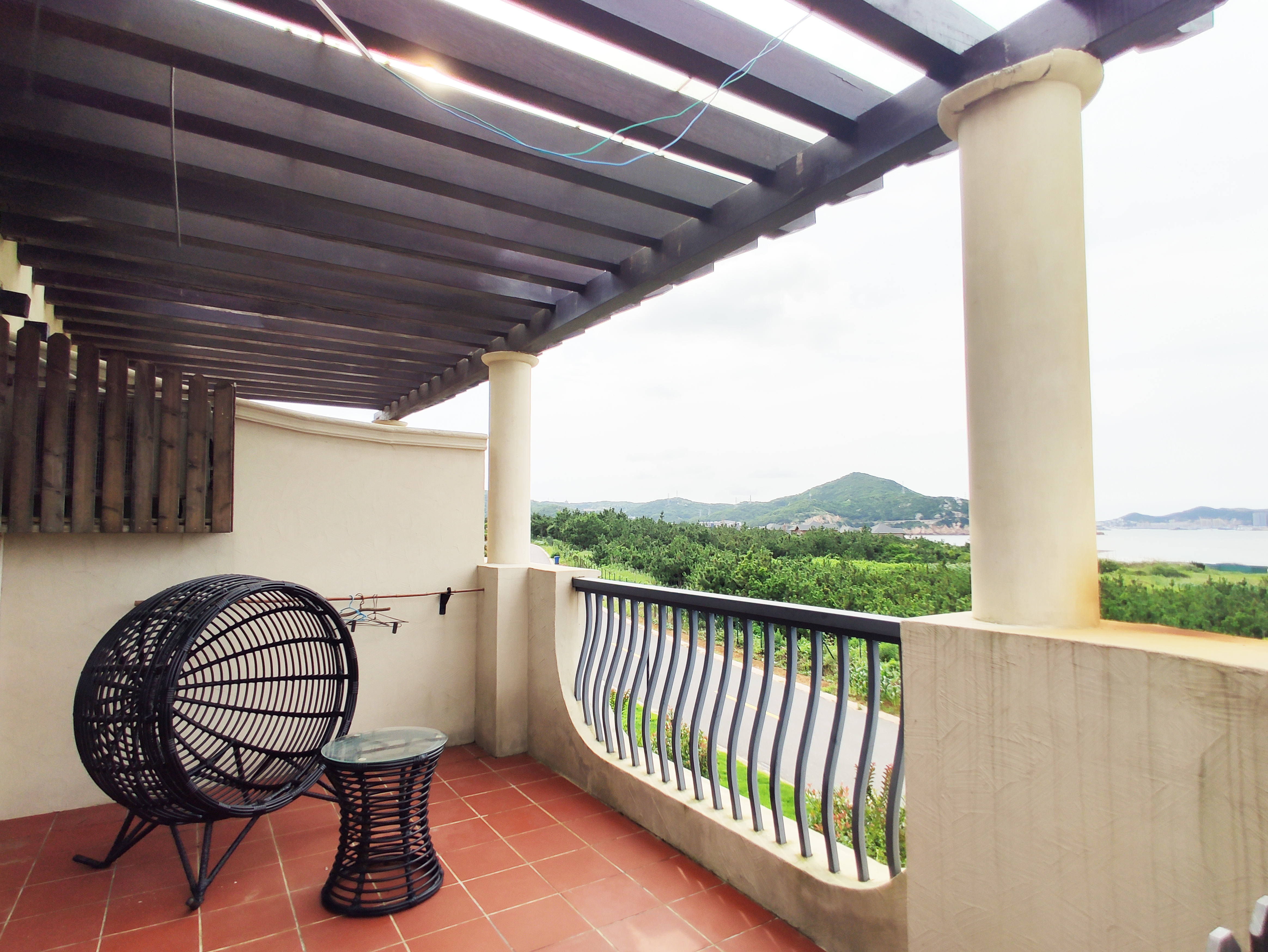 Here Theme Inn Over view