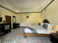 Phi Phi Villa Resort Hotels in Ton Sai Bay