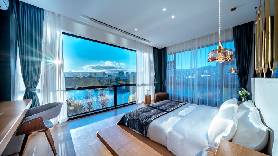 Reflection Seaview Designer Hotel in Dali