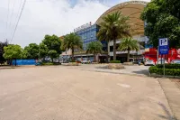 Runlong Hotel Fengcheng High speed Railway Station Longrun City Square Branch - Pet friendly