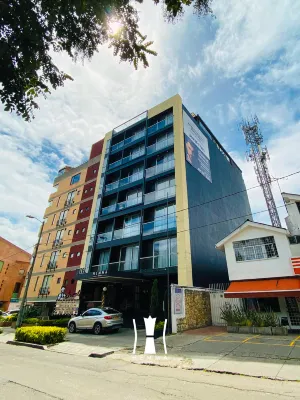 Hemma Bogotá Country Luxury Suites Hotel Hotel in zona Aula ambiental Soratama