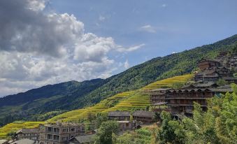 Longji Terrace Yijinbun Hotel (Kowloon Wuhu View Spot)