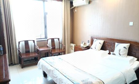 Qianzitong Hotel - Housity