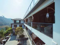 Waterfront Garden River View Homestay (Yangshuo Lijiang) Hotels near Tianjia River