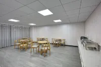 Pebble Hotel (Suixi Qianlong Lake Guobin No.1) Hotels in Suixi County