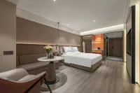 World Hotel (Jinan Jing Shi East Road Rong Chuang Cultural and Tourism City) Hotels near Shandong Youth University of Political Science