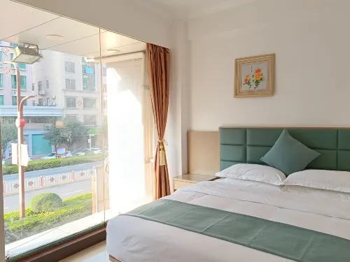 Liannan Longhai Hotel - Pet friendly