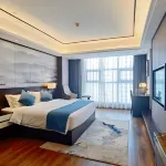 Haining Yuanhua Maison New Century Hotel