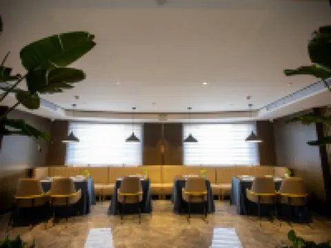 โรงแรมตงฟาง จินเฉิน โรงแรมในต้าชิ่ง