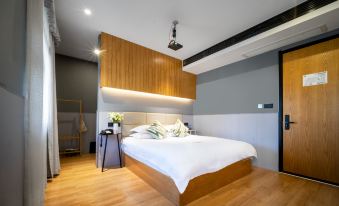 LBED Select Hotel (Anji Henglong Commercial Plaza)