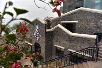 Laoxiangzi Homestay