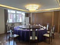 Linglong Xinglongsheng Hotel - Bathtub