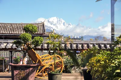 Horizon view of the disappearance of Lijiang Ancient City snow mountain garden Meisu Hôtels à : Lijiang