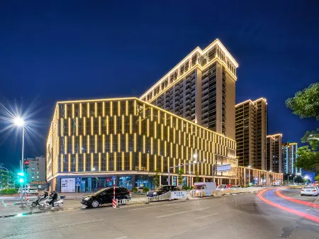 Central Yolo Hotel（Shantou)