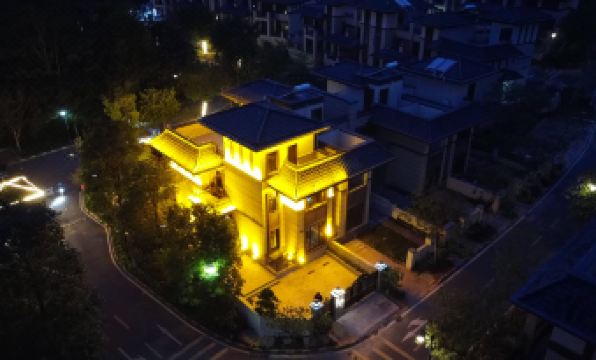 Tree Villa Holiday Villa