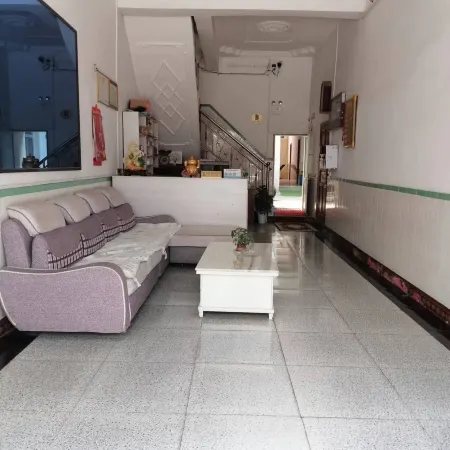 Macheng Business and Trade Hotel