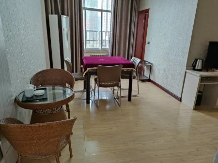 Pingtang Qianyuan Hotel (Three Days Square) Отели в г. Пинтан