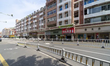 Pebble Motel (Zhangzhou Gucheng Commercial Street Store)