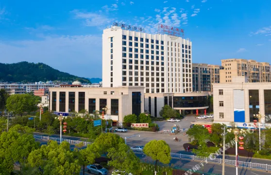 長汀金仁大酒店（汀州古城卧龍書院店）