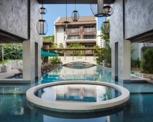 Maladee Rendezvous Hotel Chiang Mai Hotel berhampiran Jambatan Meng Memorial