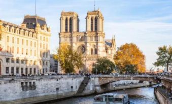 Hotel L de Lutece - Notre-Dame
