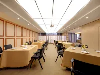 Harbin Hongmao Hotel (Pingfang District Hongqi MALL Shopping Plaza Unit 731 Site) โรงแรมใกล้พิพิธภัณฑ์หน่วย 731 - โรงงานแห่งความตาย