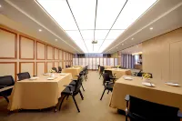 Harbin Hongmao Hotel (Pingfang District Hongqi MALL Shopping Plaza Unit 731 Site)